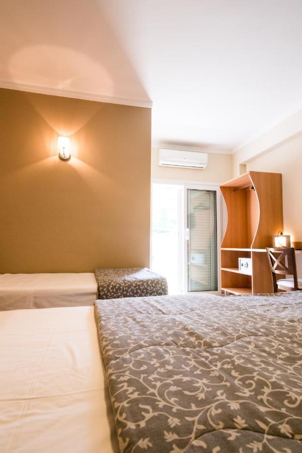 Hotel Porto Real Aparecida 3*